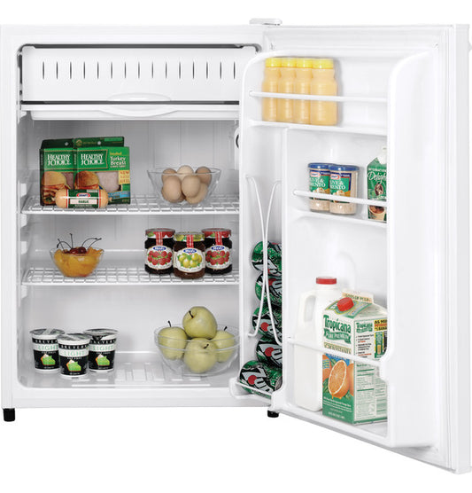GE Spacemaker® Compact Refrigerator | White (GMR06AAZWW)